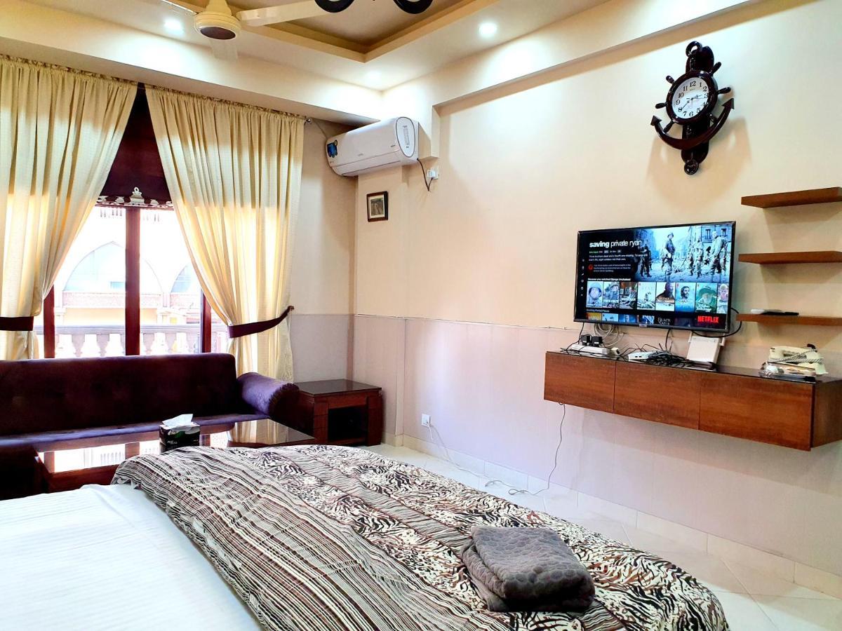 Luxurious Landing Apartments & Suites Bahria Town ราวัลปินดี ภายนอก รูปภาพ