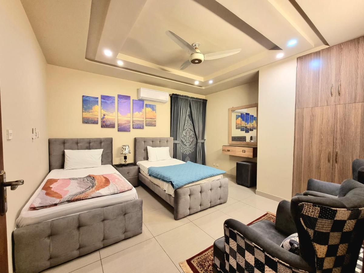 Luxurious Landing Apartments & Suites Bahria Town ราวัลปินดี ภายนอก รูปภาพ